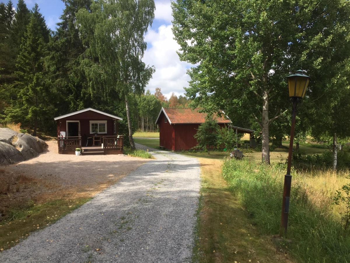 Stuga Utanfoer Fjaellbacka Exterior foto